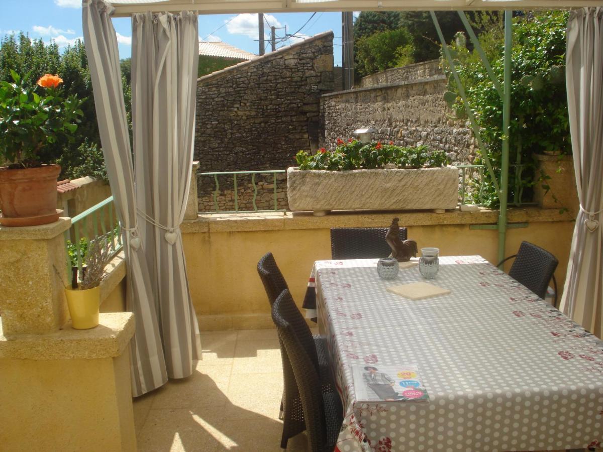 Locastillon Exteriér fotografie